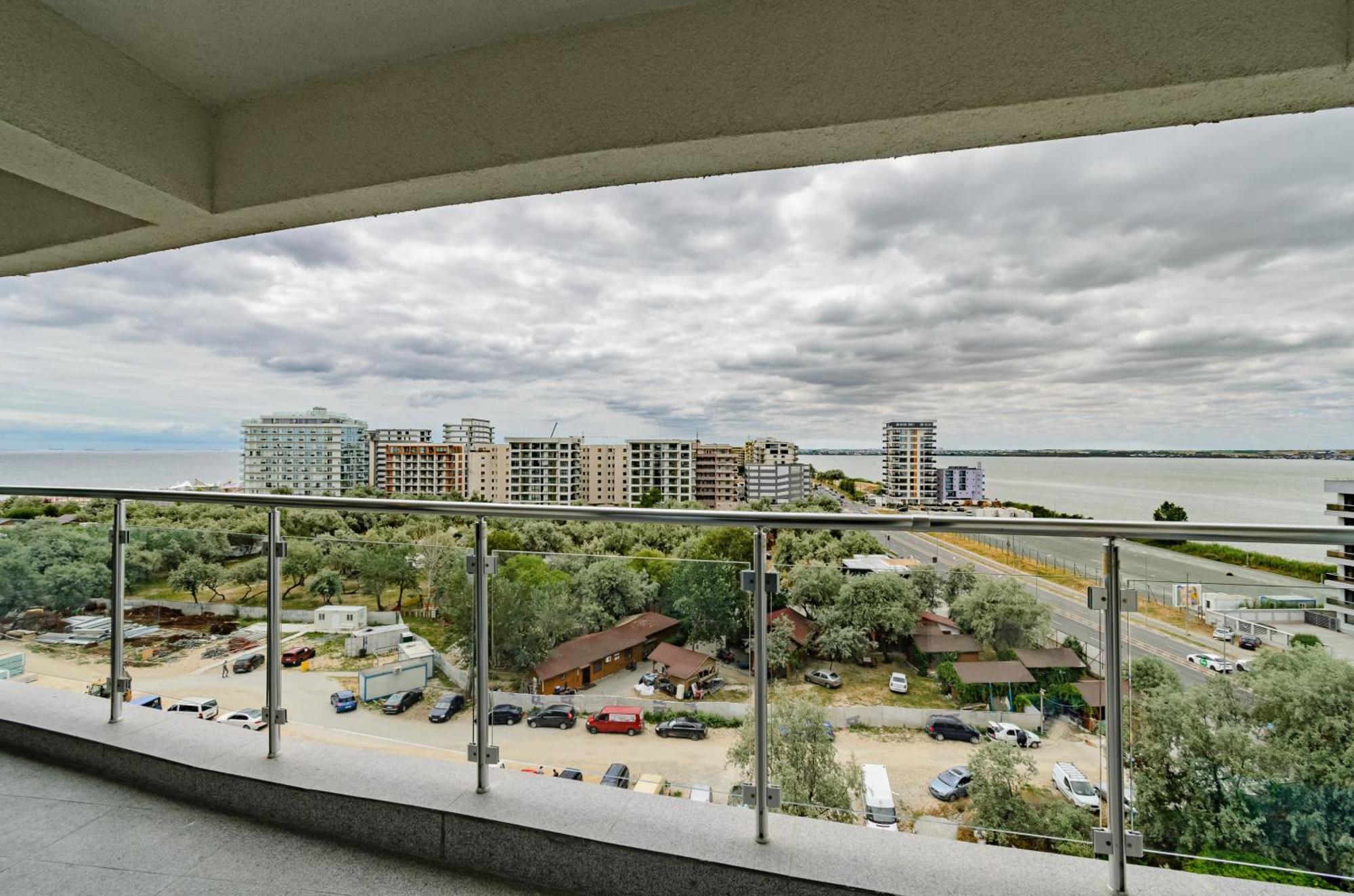 Black Sea Booking - Helsinki Mamaia Buitenkant foto