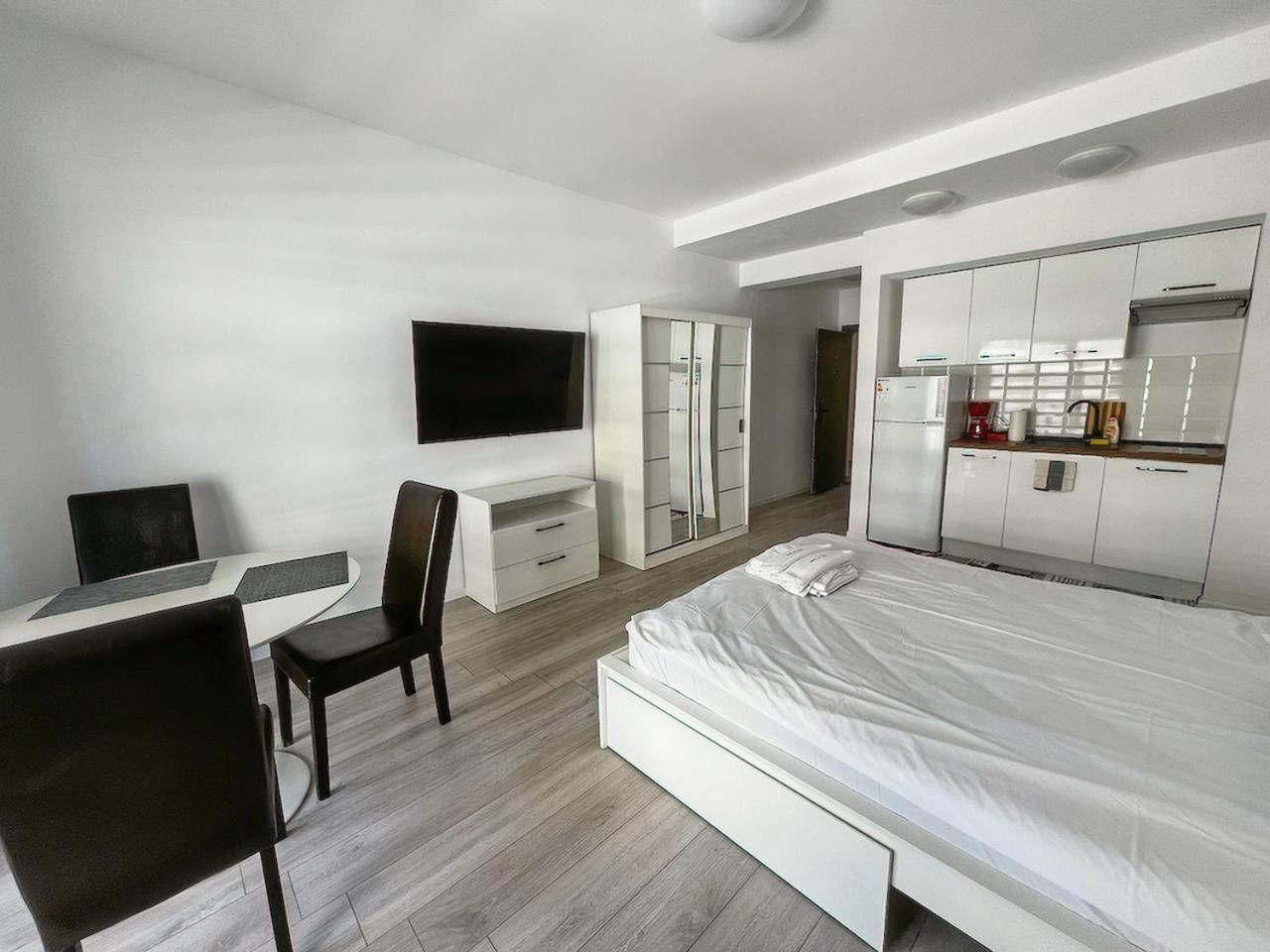 Black Sea Booking - Helsinki Mamaia Buitenkant foto